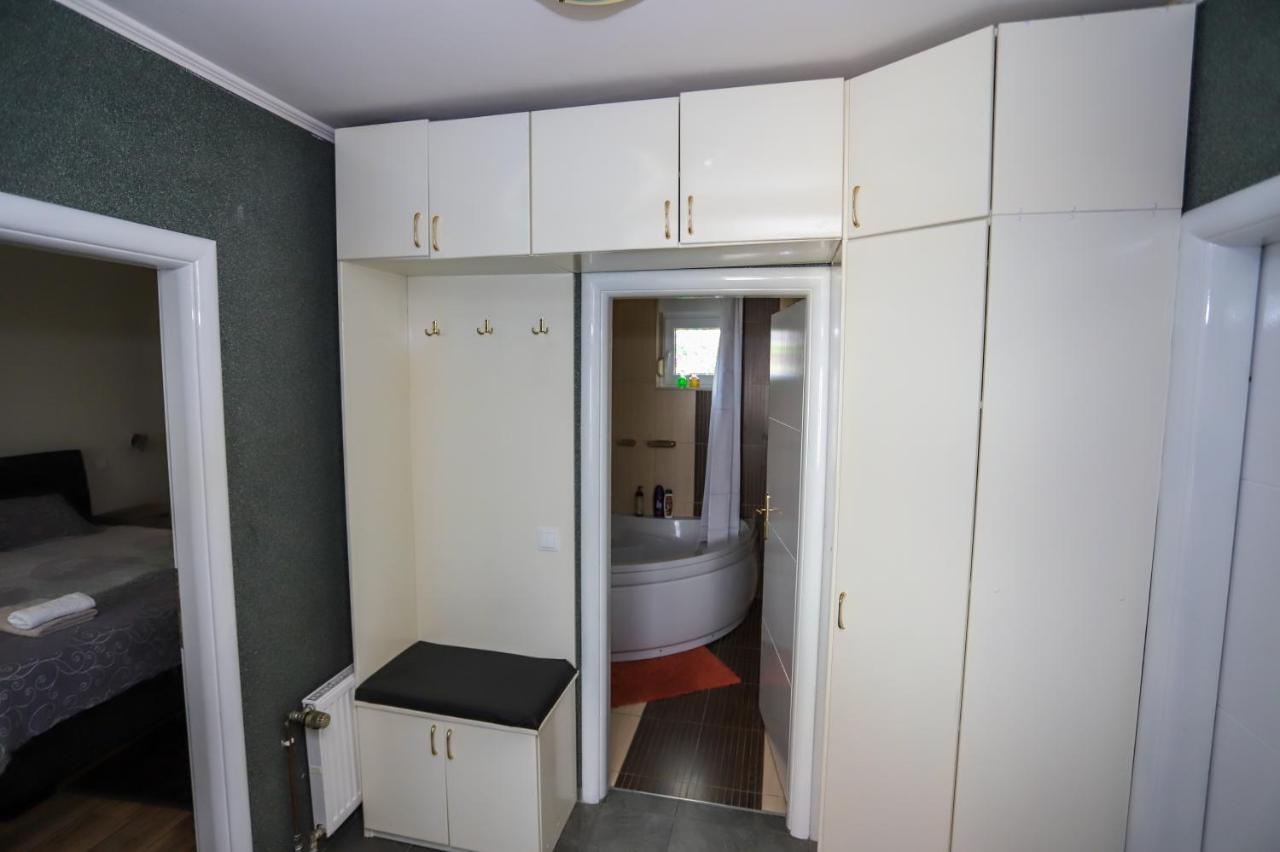Apartman Veronika Ðakovo Buitenkant foto