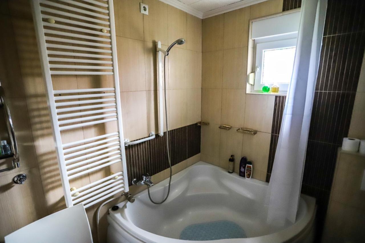 Apartman Veronika Ðakovo Buitenkant foto
