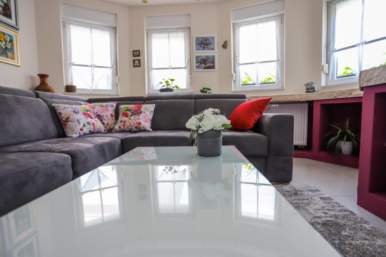 Apartman Veronika Ðakovo Buitenkant foto