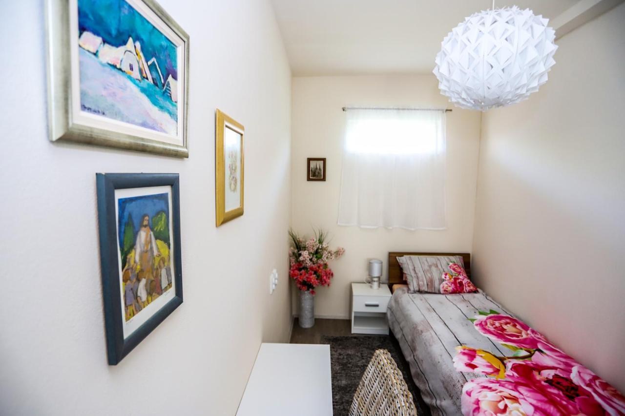 Apartman Veronika Ðakovo Buitenkant foto